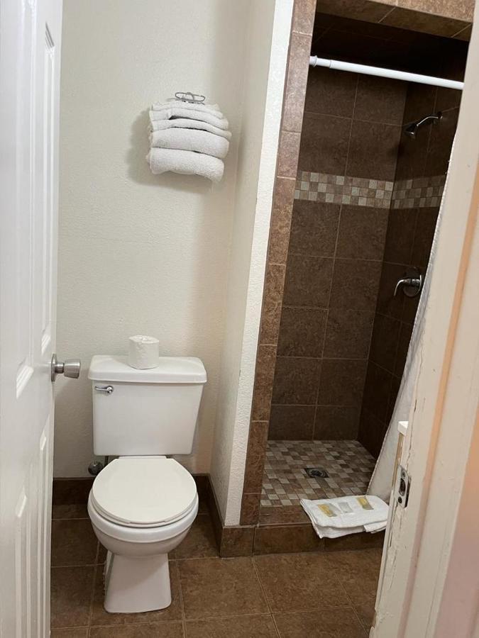 Economy Inn Paso Robles Dış mekan fotoğraf