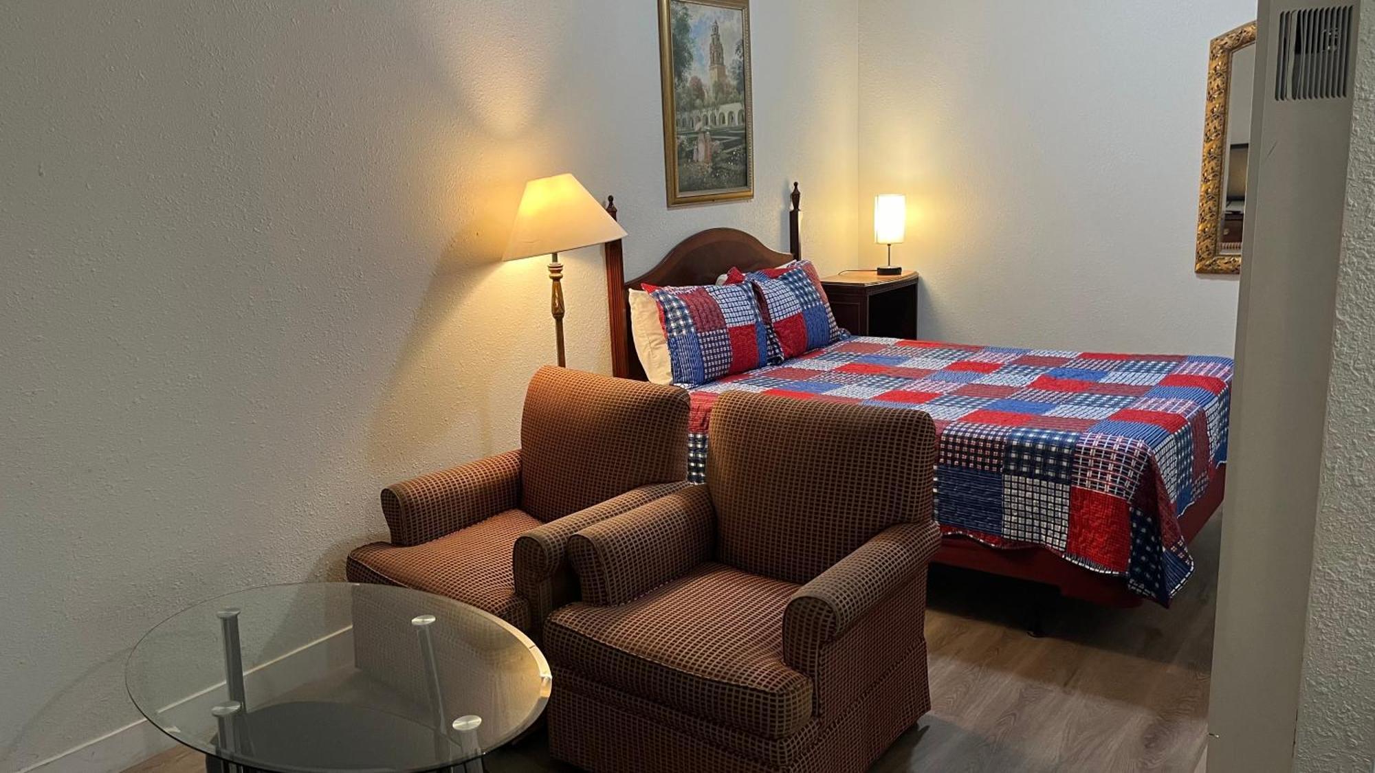 Economy Inn Paso Robles Dış mekan fotoğraf