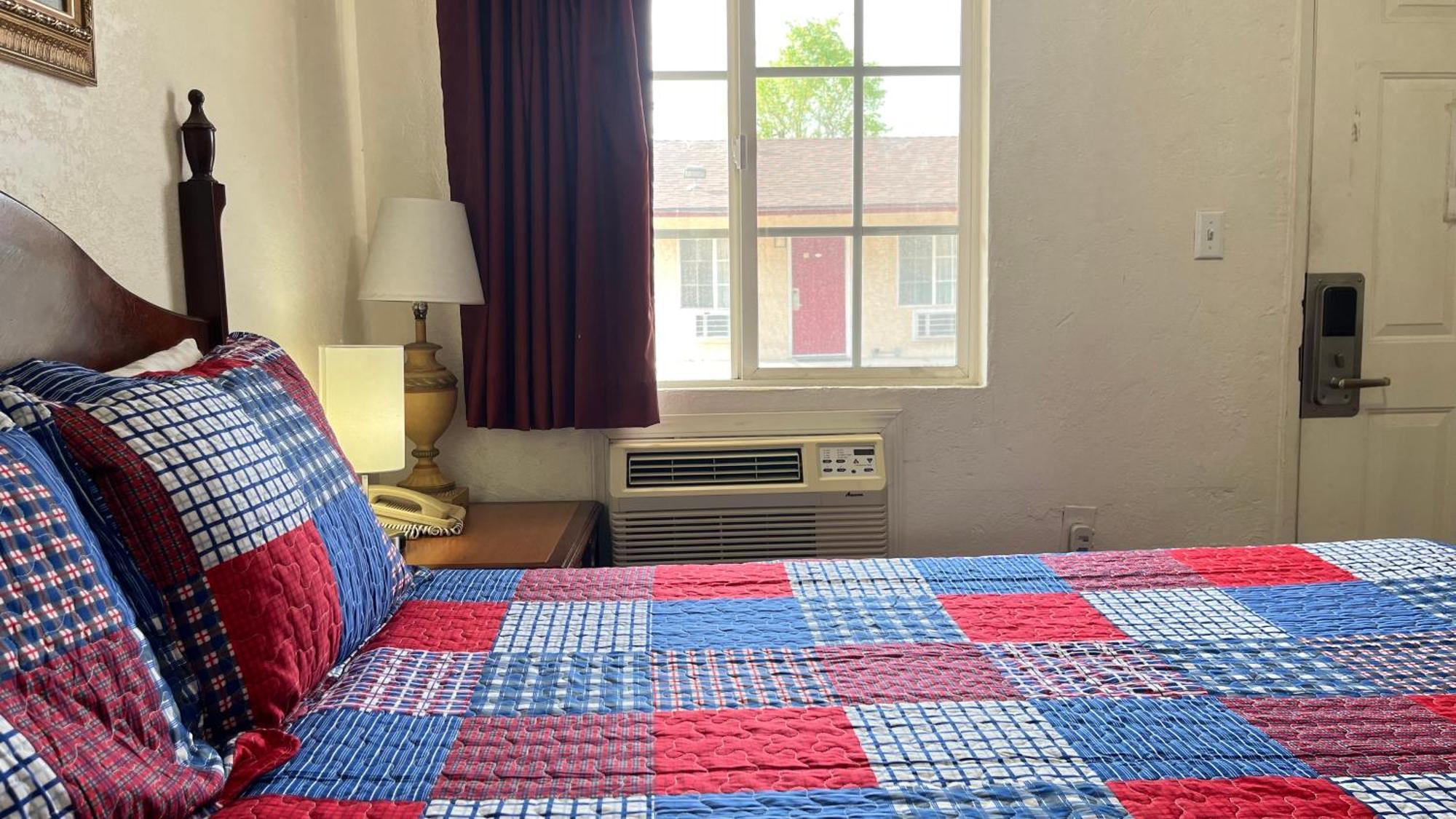 Economy Inn Paso Robles Dış mekan fotoğraf